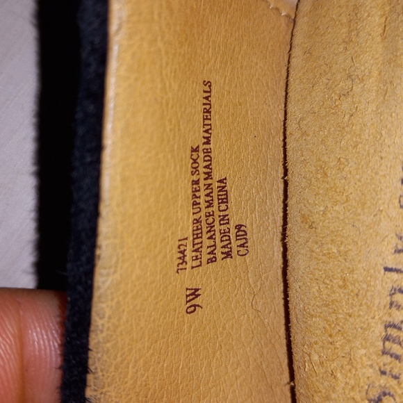 Softspots Black Leather/Suede Heels - Picture 11 of 12